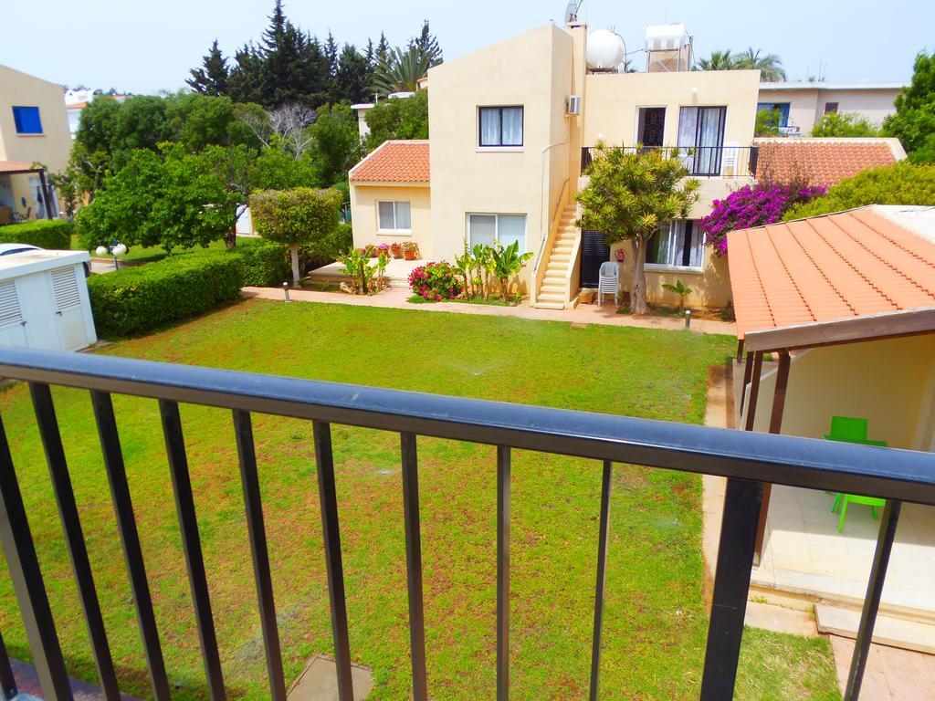 Light & Blue Gardens Apartment Protaras Exterior photo